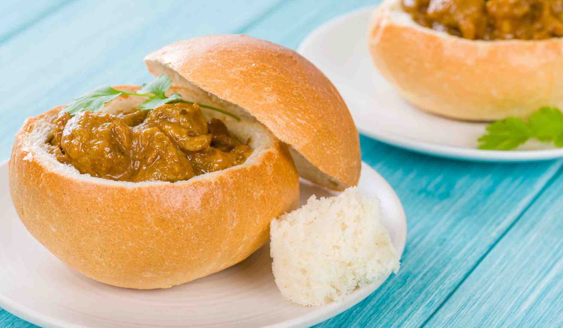 Bunny_chow_typischer_Teller_Südafrika